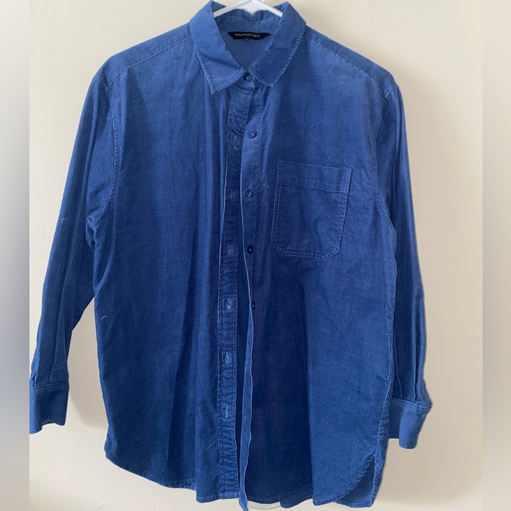 Small Banana Republic shirt
